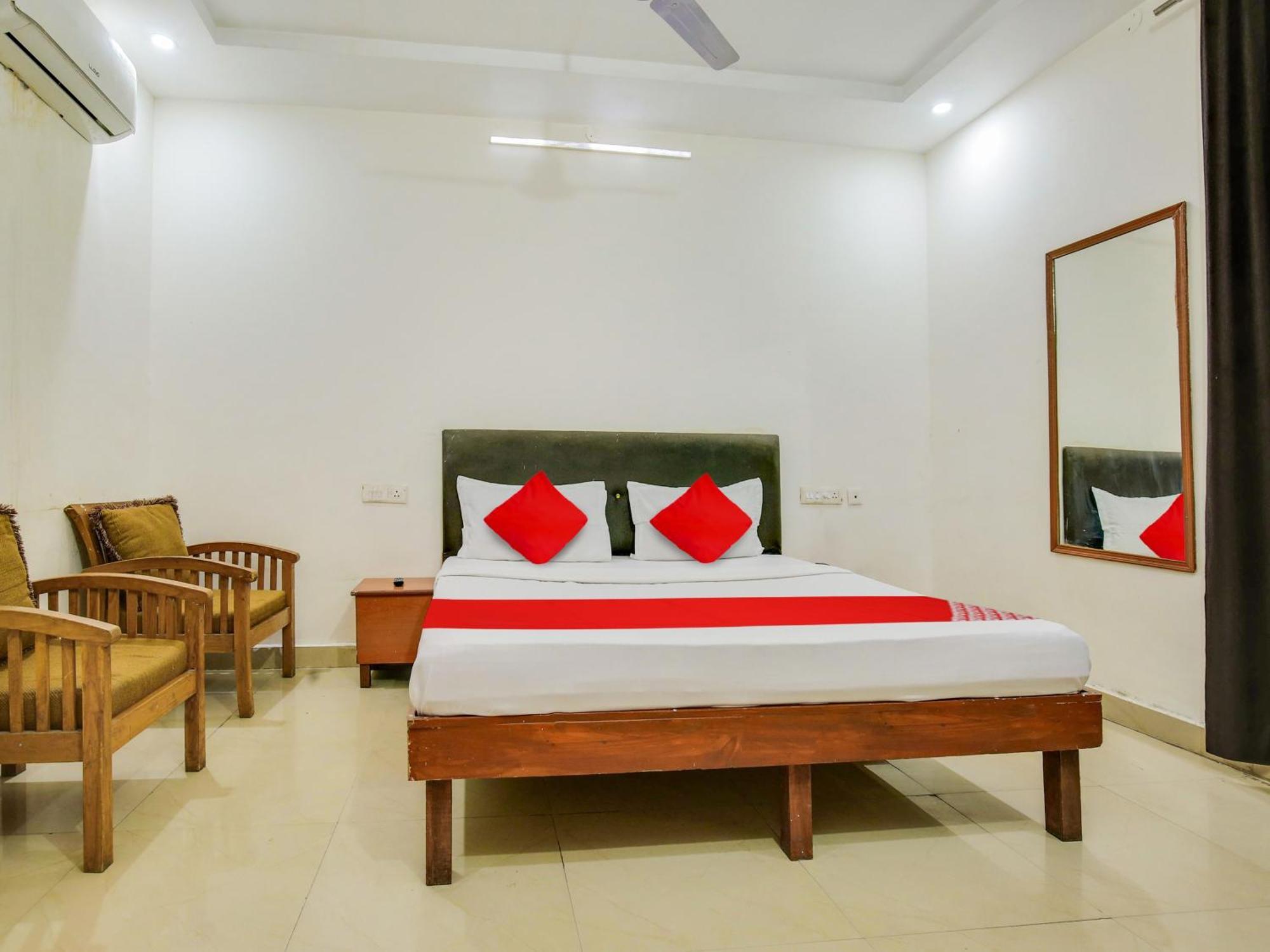 Hotel O Platinum Inn Nayagaon Exterior foto