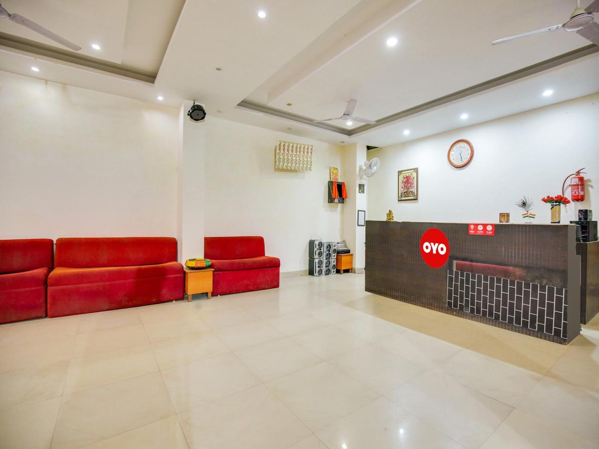 Hotel O Platinum Inn Nayagaon Exterior foto